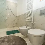 Apartment Urban Marble *