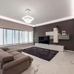 Urban Marble Διαμέρισμα *