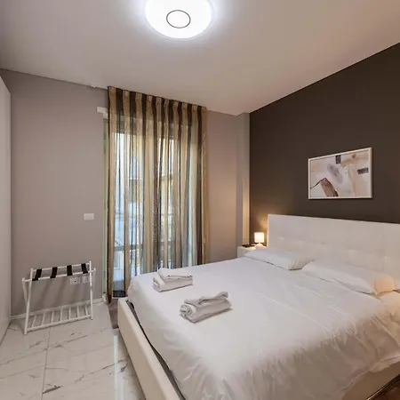 Urban Marble Apartment Turin