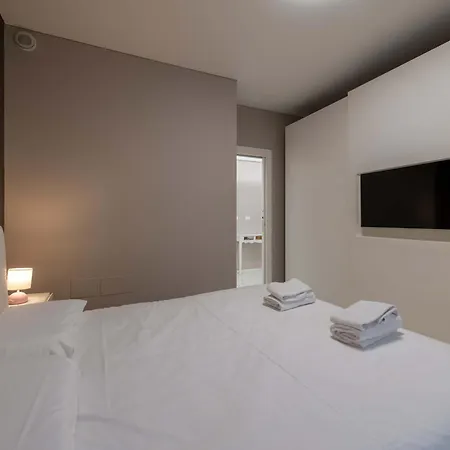 Apartment Urban Marble Turin