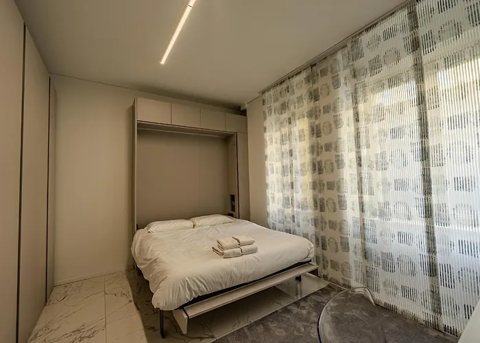 Urban Marble Apartment